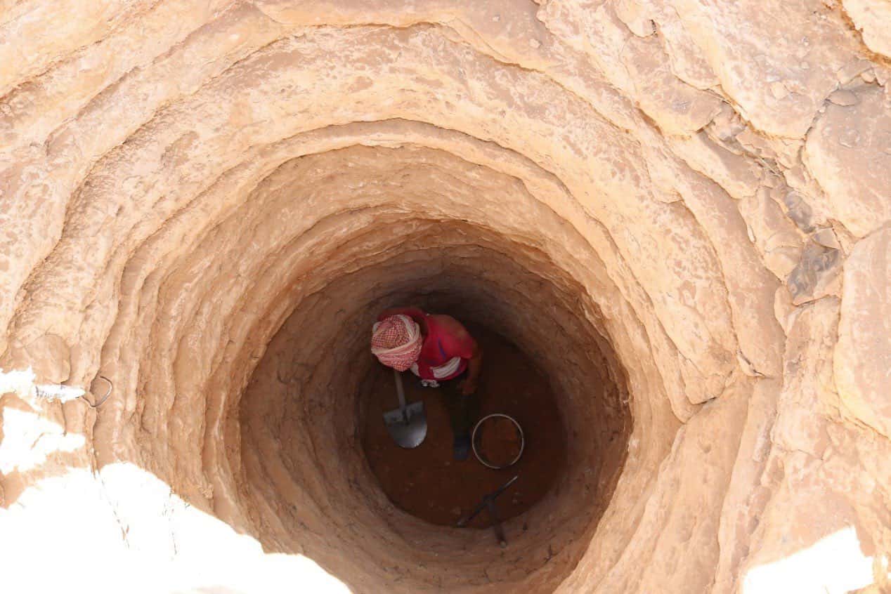 تخلیه چاه و لایروبی چاه با شرکت لوله چی